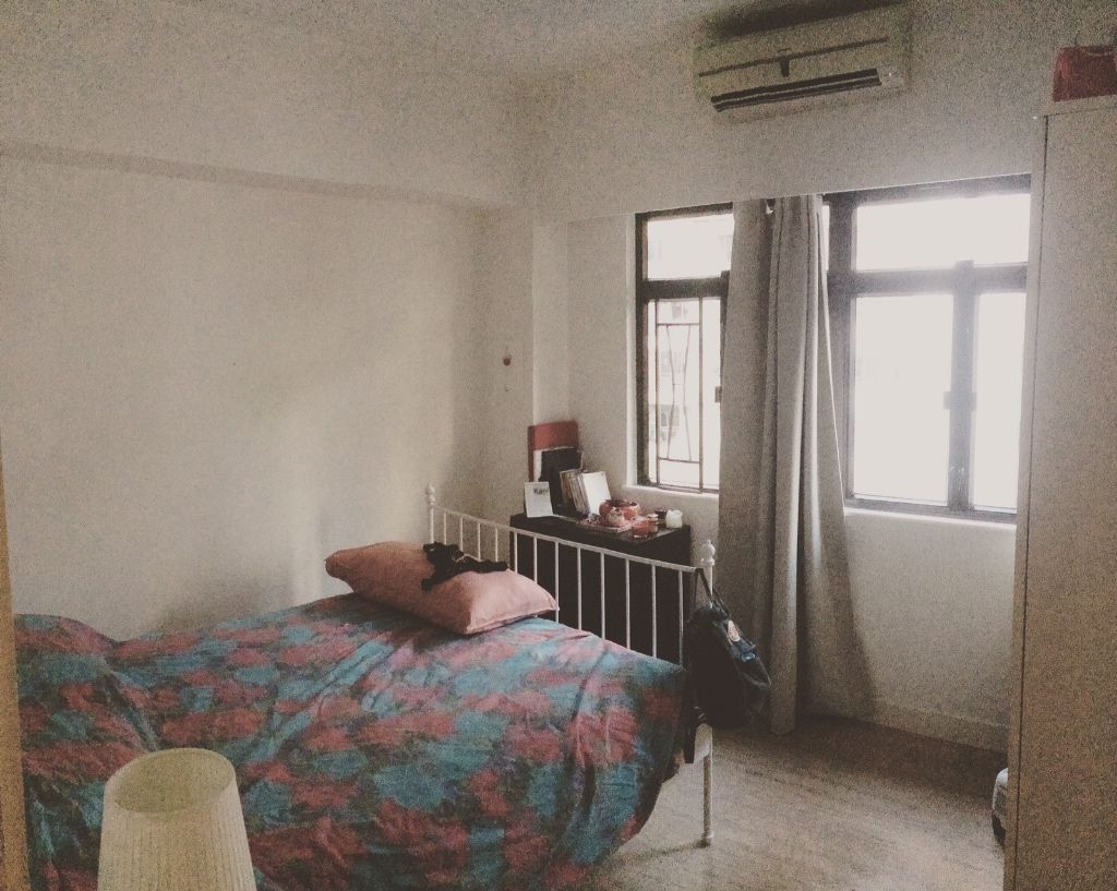 Light Bedroom in 3 rooms apartamnet  - 跑馬地 - 房間 (合租／分租) - Homates 香港