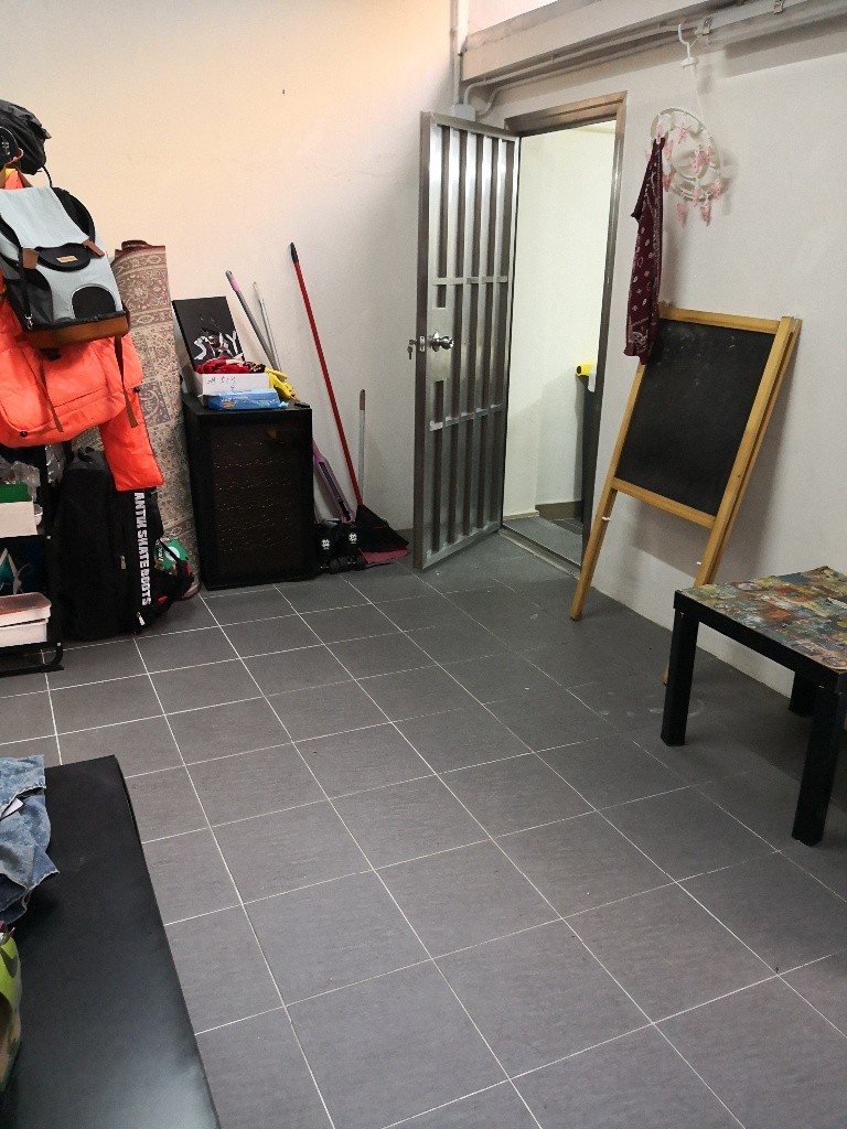 Spare room available in village house  - 元朗 - 房間 (合租／分租) - Homates 香港