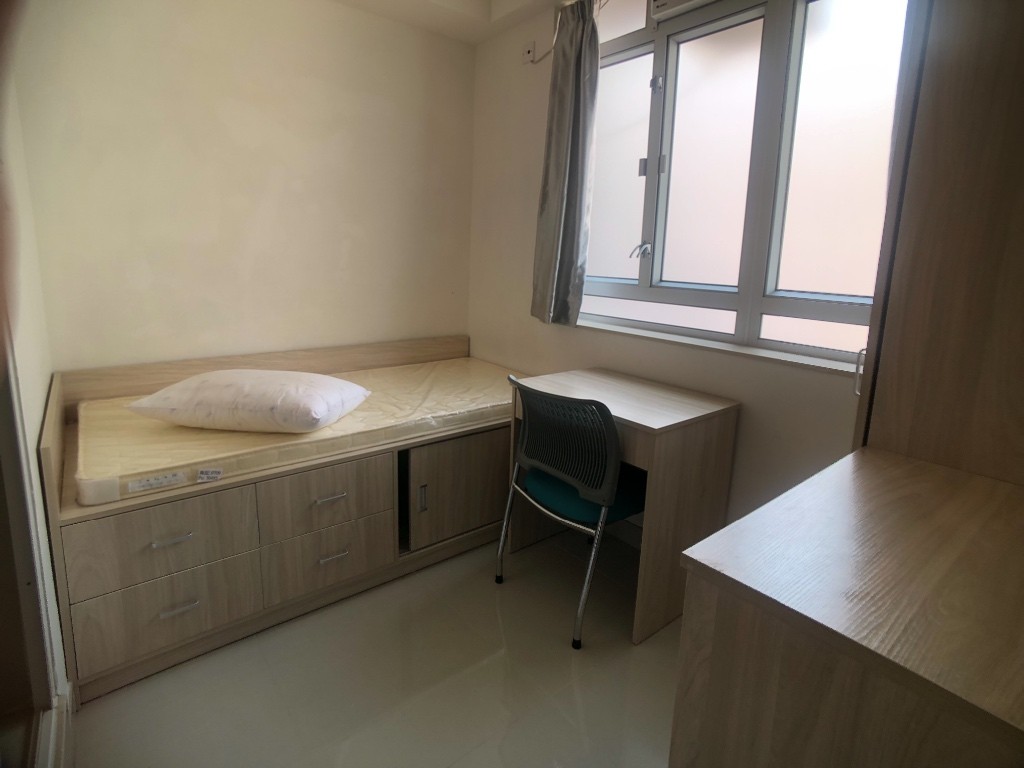 BRIGHT, SPACIOUS AND QUIET ROOM WITH PRIVATE BATH *** - 銅鑼灣 - 房間 (合租／分租) - Homates 香港