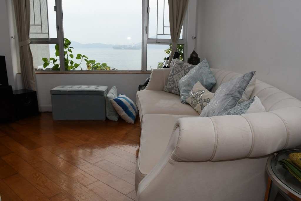 Private double bedroom with beautiful sea-view - 薄扶林/海怡 - 房間 (合租／分租) - Homates 香港