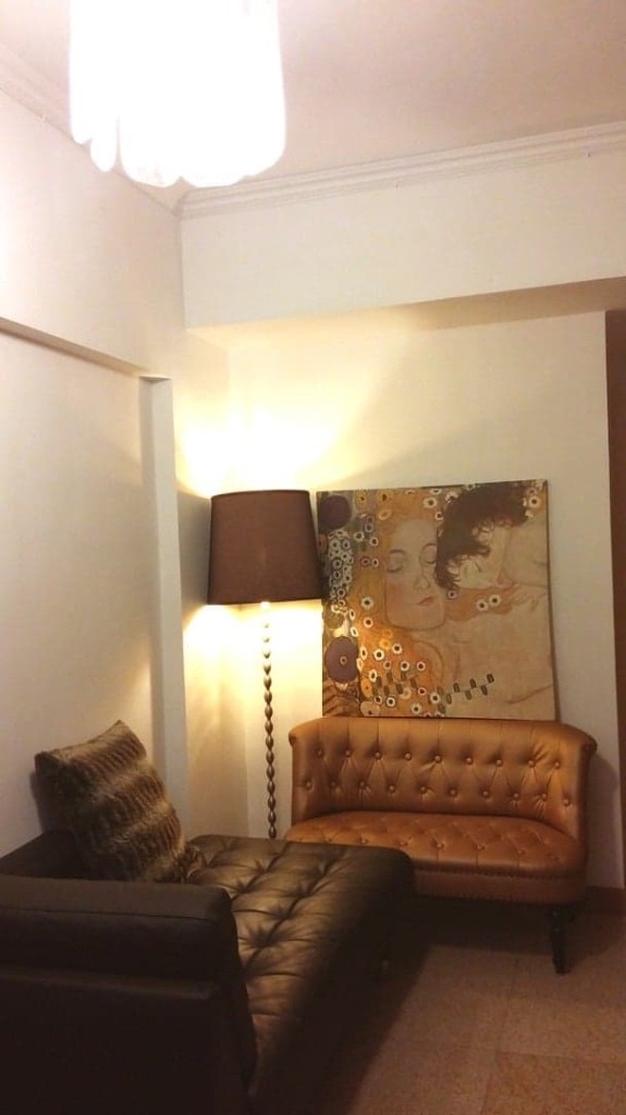 Bright bedroom in modern flat in Wan Chai - 灣仔 - 住宅 (整間出租) - Homates 香港