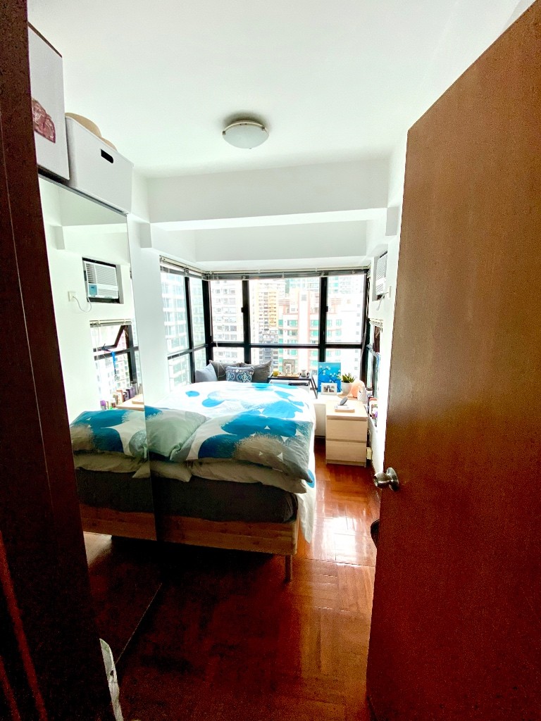 Room in 34/F apartment, great location  - 中半山/金鐘 - 房間 (合租／分租) - Homates 香港