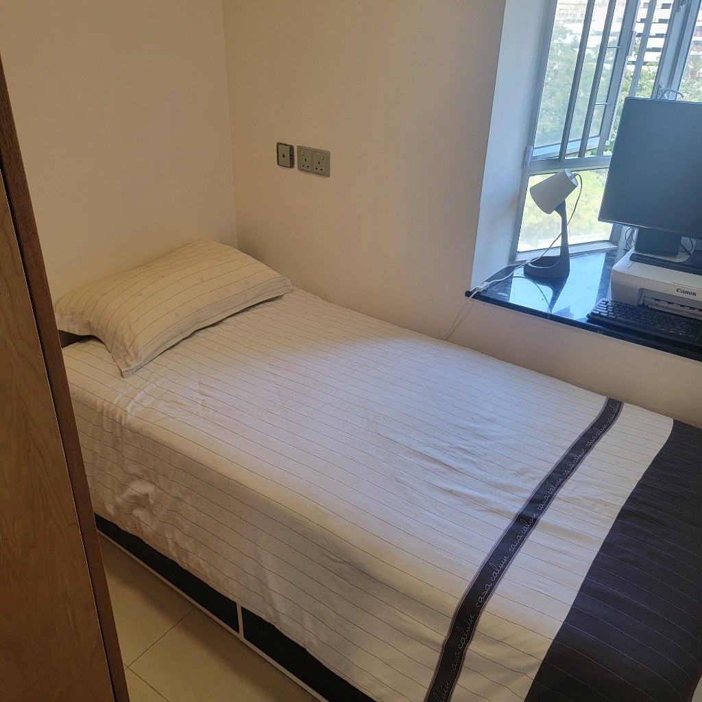 Room available in 3 Bedroom shared apartment (contact in description )Tsuen Wan West  - 荃灣 - 房間 (合租／分租) - Homates 香港