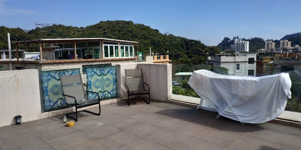 Sunny and spacious room in muiwo - 大嶼山 - 房間 (合租／分租) - Homates 香港