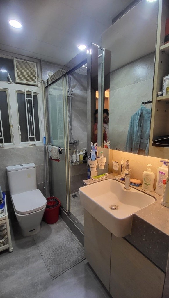 North Point Stylish Room For Rent  | 5 Minutes To MTR | Smokers Welcome - 北角 - 房間 (合租／分租) - Homates 香港