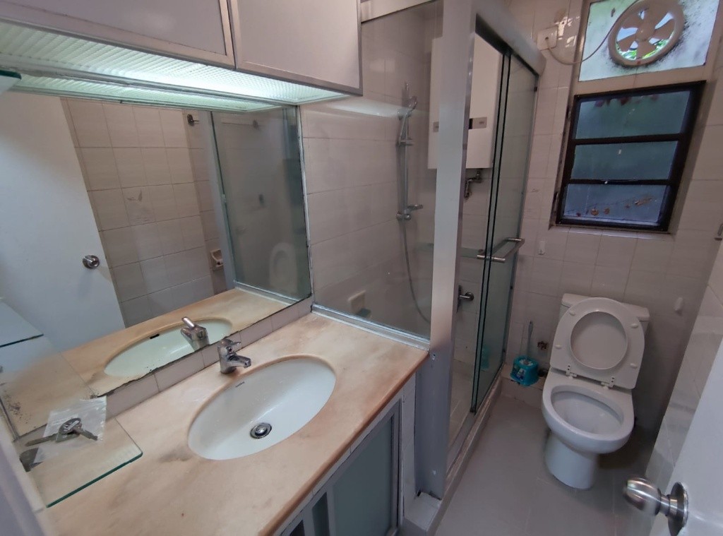 E04 female Coliving room near HKU  - 西半山 - 房間 (合租／分租) - Homates 香港
