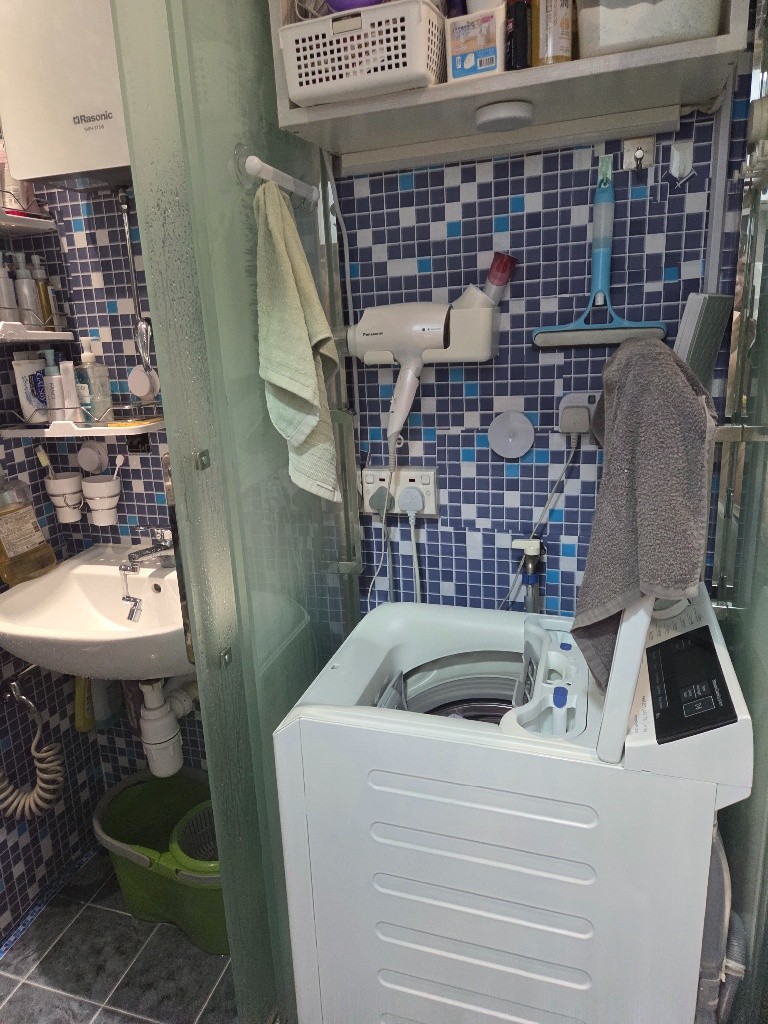 奧運站男生房分租即入住 打比我5336 4208 wtsapp - 大角咀 - 房間 (合租／分租) - Homates 香港