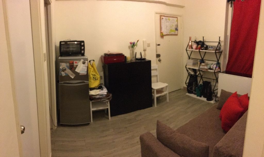 Cozy double bedroom with private terrace (Sai Ying Pun - 西區 - 房間 (合租／分租) - Homates 香港