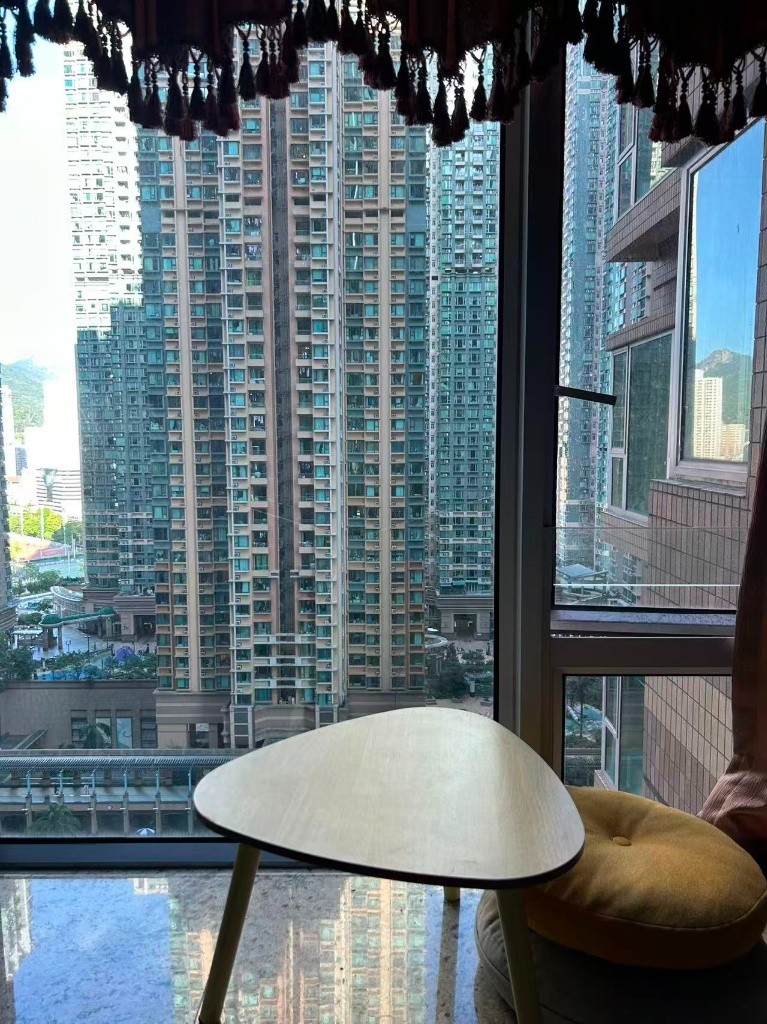 荔枝角站四小龍泓景臺招租主臥室友（僅限女生） - 荔枝角 - 房間 (合租／分租) - Homates 香港