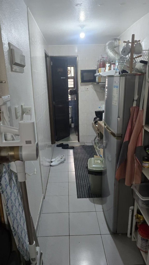 Room in a shared apartment - 西贡 - 房间 (合租／分租) - Homates 香港