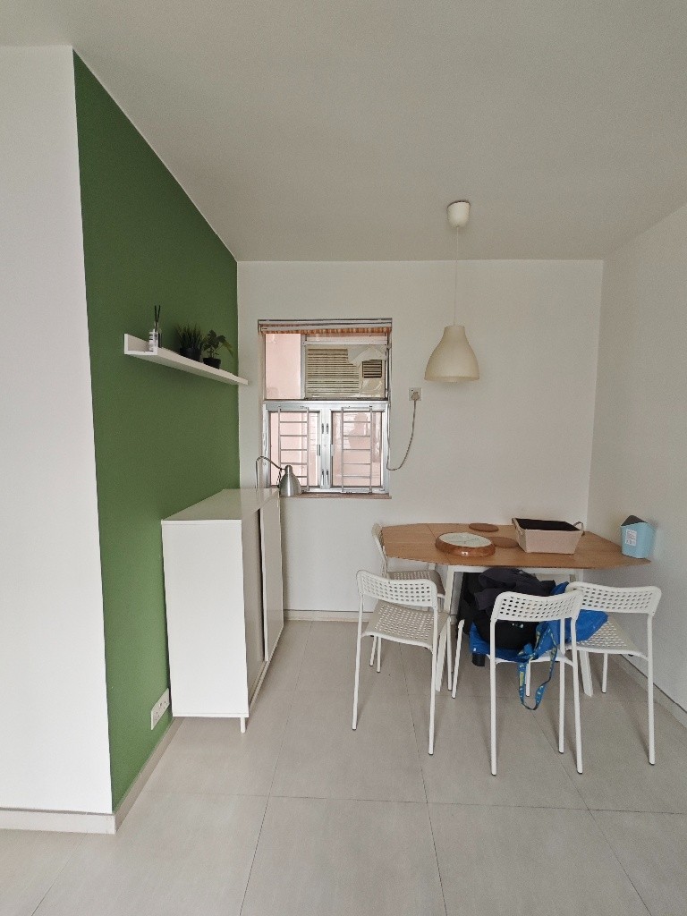 開揚交通方便新裝簡潔光猛房 - 屯門 - 房間 (合租／分租) - Homates 香港