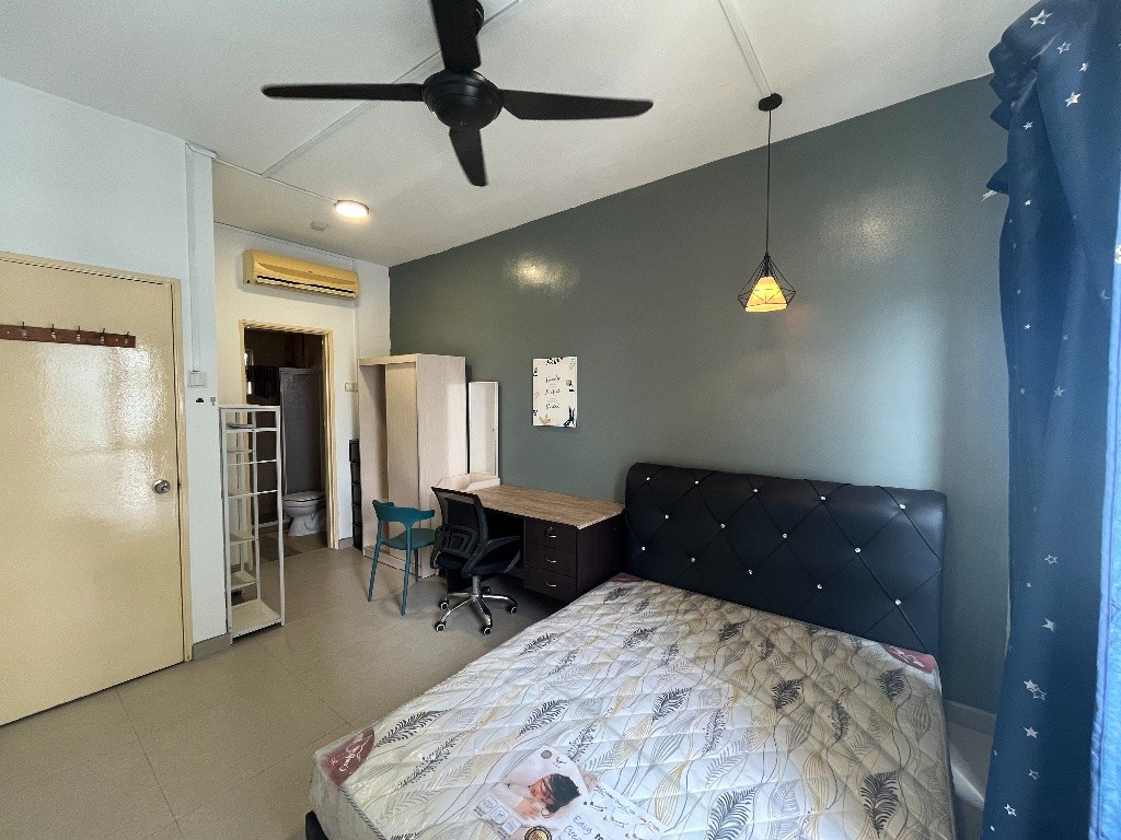 Kuchai Avenue Master Room for Rent | Walking Distance to MRT -  - Bedroom - Homates Malaysia