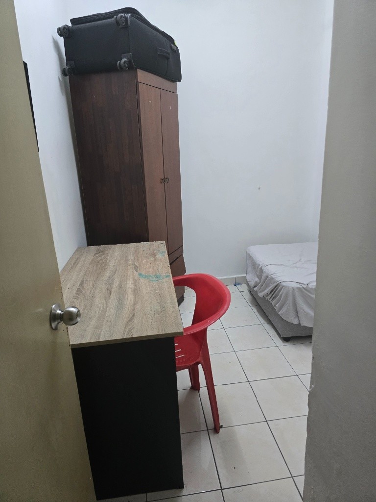 Vista komanwel c room for rent student -  - 房間 (合租／分租) - Homates 馬來西亞