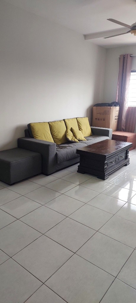 MIDDLE ROOM FOR RENT -  - Bedroom - Homates Malaysia