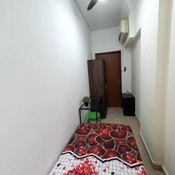 Available 02 Sep - Common Room/Strictly Single Occupancy/no Owner Staying/No Agent Fee/Cooking allowed/Near Newton MRT/Near Orchard MRT/Stevens MRT - Newton - Bedroom - Homates Singapore