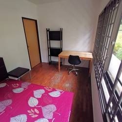 Immediate Available - Common Room/FOR 1 PERSON STAY ONLY/2 Shared Bathroom/Include Utilities/Wifi/Aircon/No Agent Fee/Light Cooking Allowed/Washing Machine - Caldecott 加利谷 - 分租房間 - Homates 新加坡