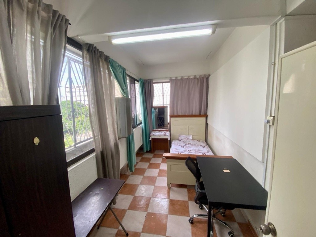Common Room /1 or 2 person stay/No Owner Staying/No Agent Fee/Cooking allowed/Fan Only/Shared  Bathroom/ Toa Payoh MRT / Novena MRT / Newton MRT / Little India MRT / Available Immediate - Newton 紐頓 -  - Homates 新加坡