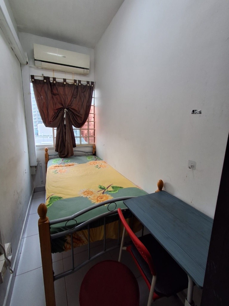 EAST GROVE Common Room/no Owner Staying/No Agent Fee/Cooking allowed/Kembangan MRT / Bedok MRT/ Eunos  MRT/ Available Immediate - Kembangan - Bedroom - Homates Singapore