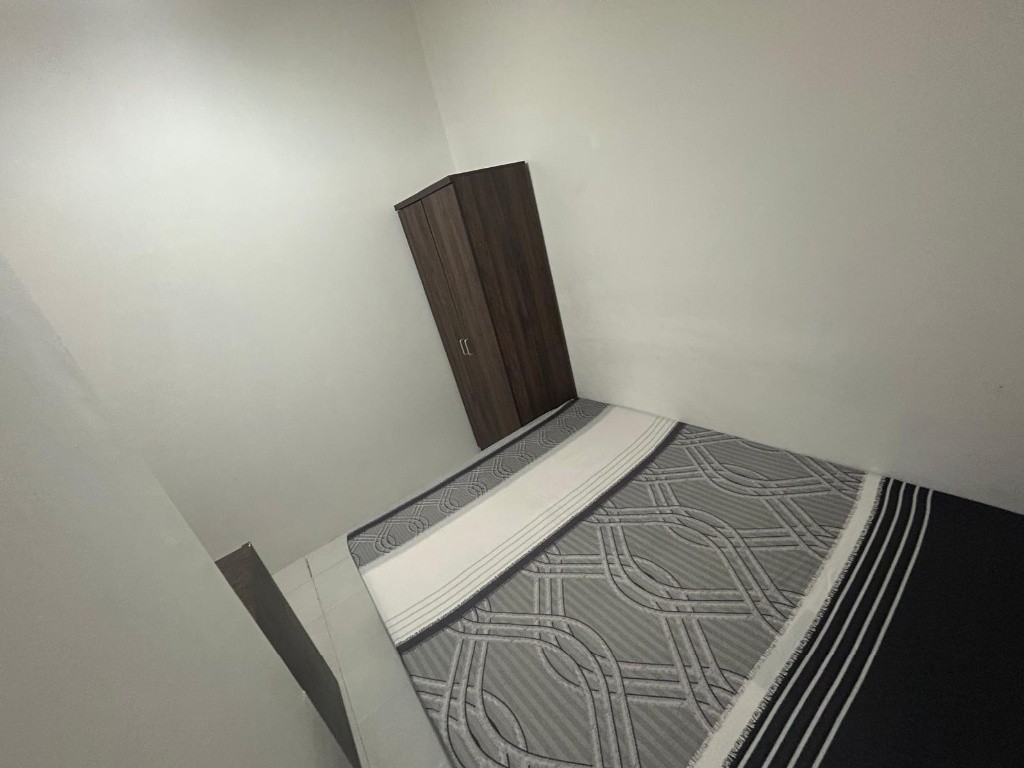 BALESTIER REGENCY 5 Superior Queen Room /1  persons stay/No Owner Staying/Fully Furnished /WIFI/2 Shared Bathroom/allowed Light Cooking/ Balestier / Toa Payoh/Novena MRT/Available Immediate  - Novena  - Homates 新加坡