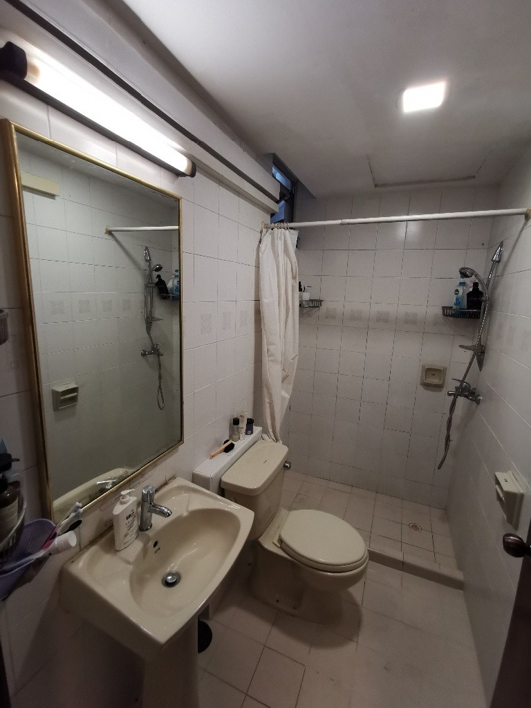 Available On 8 Aug - Common Room/FOR 1 PERSON STAY ONLY/Aircon/Wifi/No owner staying/No Agent Fee/Cooking allowed/ Novena MRT/ Toa Payoh MR / Boon Keng/ Thomson MRT  - Novena 诺维娜 - 分租房间 - Homates 新加坡