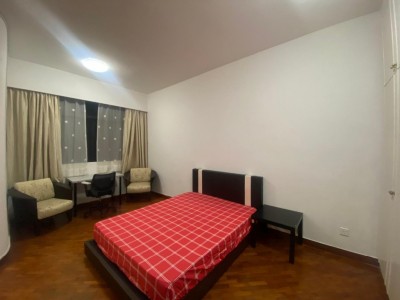 BALESTIER REGENCY Master Bed Room /No Owner Staying/Fully Furnished /WIFI/Own Bathroom/allowed Light Cooking/ Balestier / Toa Payoh/Novena MRT/Available 6 Sep  -  4 Jalan Ampas, Singapore 329505