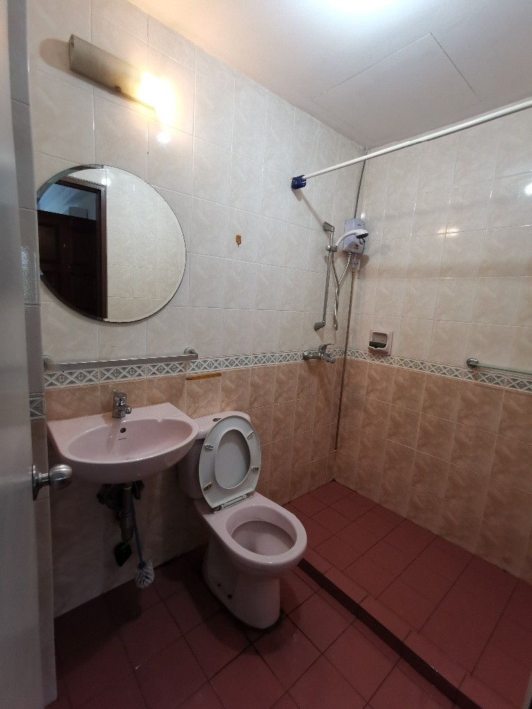 Room For Rent - Kim Keat (Toa Payoh) - Novena - Flat - Homates Singapore
