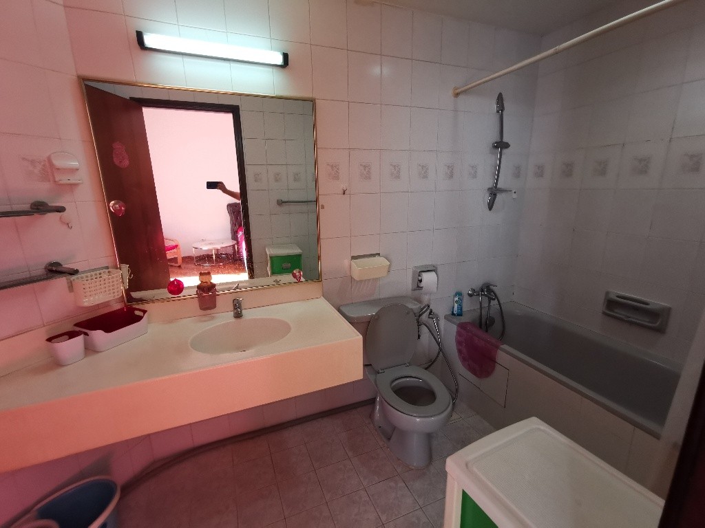 RITZ MANSION Available 28Jul /Master Room/FOR 1 PERSON STAY ONLY/Wifi/Air-con/No owner staying/No Agent Fee/Cooking allowed/Novena MRT / Toa Payoh MRT / Boon Keng / Thomson MRT - Novena - Flat - Homates Singapore