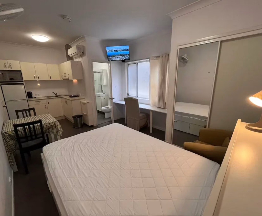 Furnished Studio Room for Rent – Jurong East (S$800/month) - Jurong East - Studio - Homates Singapore