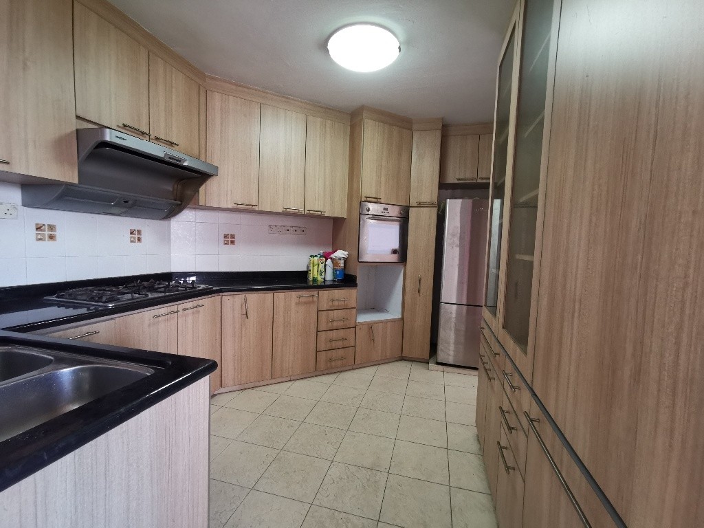 ROOM FOR RENT AT 10E BRADDELL VIEW #13-19 - Toa Payoh 大巴窯 - 整個住家 - Homates 新加坡