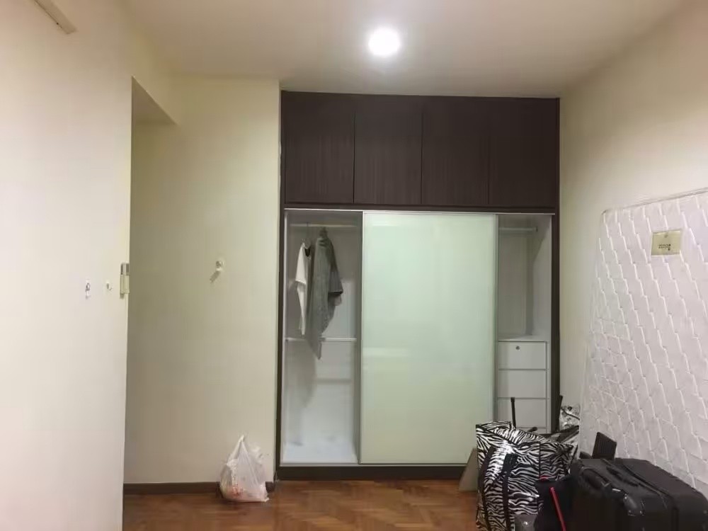 5Mins Aljunied MRT Geylang Lor 27A超大夫妻房出租 - Geylang 芽笼 - 分租房间 - Homates 新加坡