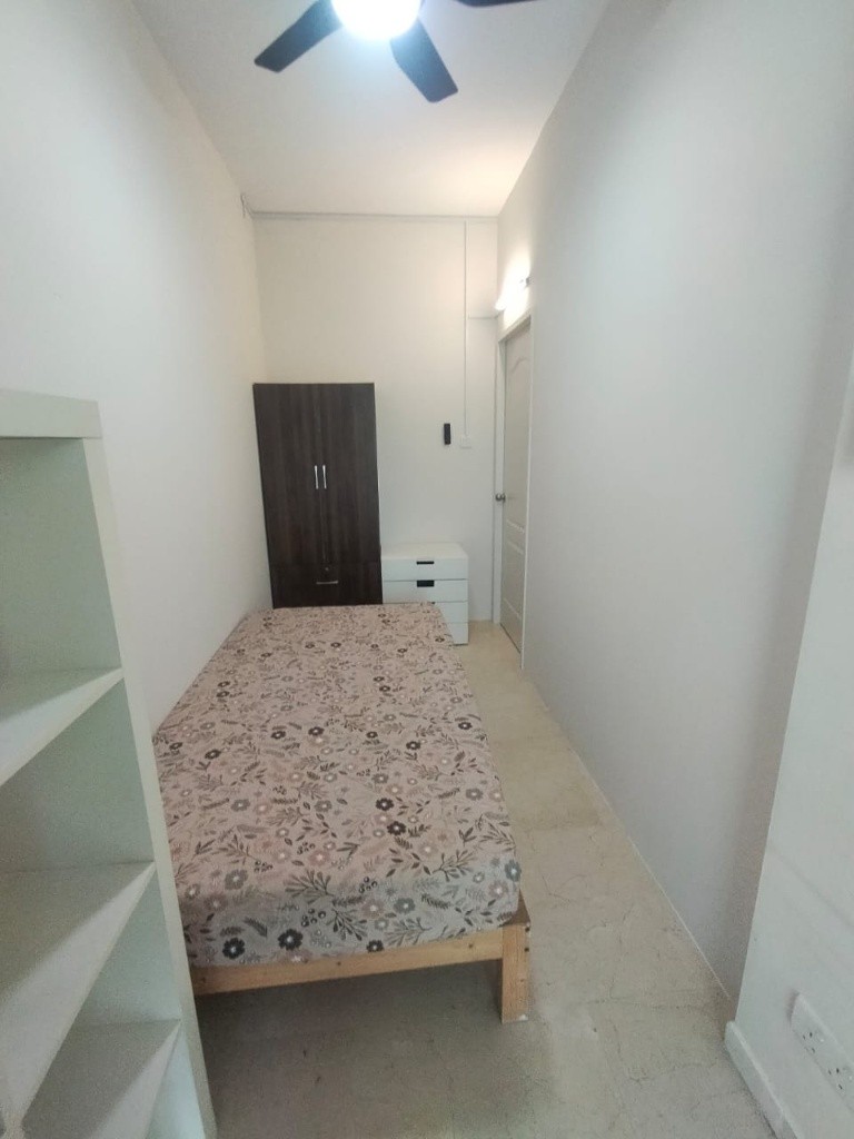 Available Immediate/Common Room/Near Toa Payoh, Novena MRT/No Owner Staying/Fully Furnished with Bed/Wardrobe/WIFI/Air-con - Toa Payoh 大巴窯 - 分租房間 - Homates 新加坡