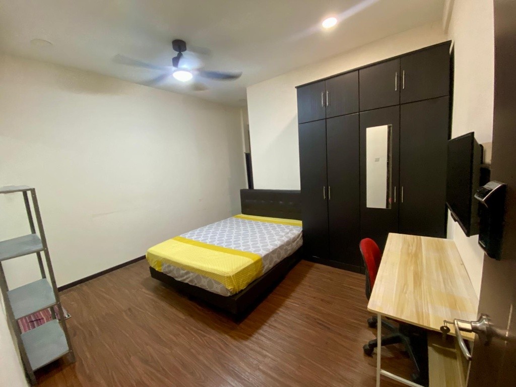 Room for rent / Toa Payoh, Novena, Newton, Little India MRT / Master room / 1-2 pax stay / Available﻿ Jan 17 - Toa Payoh - Flat - Homates Singapore