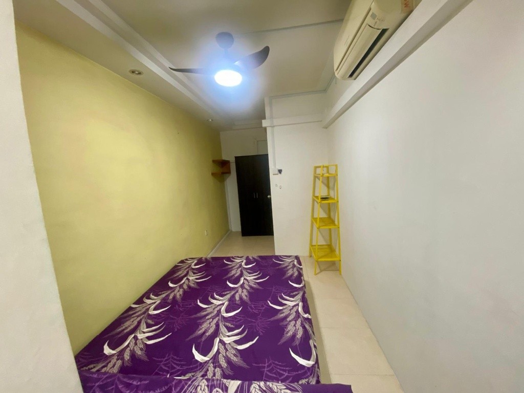 Room for rent/ Near Clementi, Dover MRT/ For 1-2 pax/ Available Immediately - Clementi 金文泰​​ - 分租房間 - Homates 新加坡