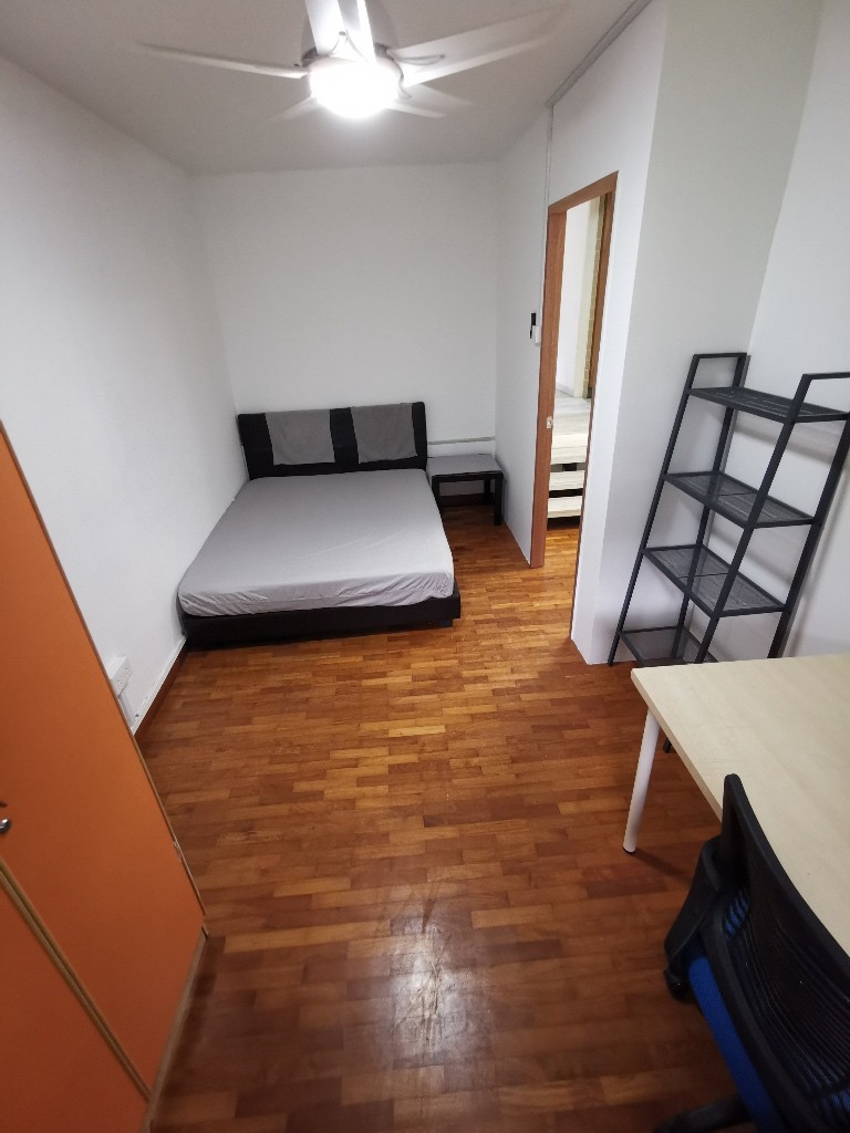 Available﻿ 21 July - Common Room/Include Utilities/Wifi/Aircon/No Agent Fee/Light Cooking Allowed/Washing Machine - Braddell - Bedroom - Homates Singapore