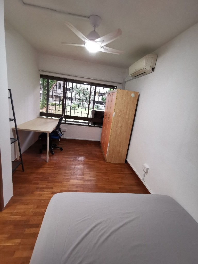 Available﻿ 21 July - Common Room/Include Utilities/Wifi/Aircon/No Agent Fee/Light Cooking Allowed/Washing Machine - Braddell - Bedroom - Homates Singapore