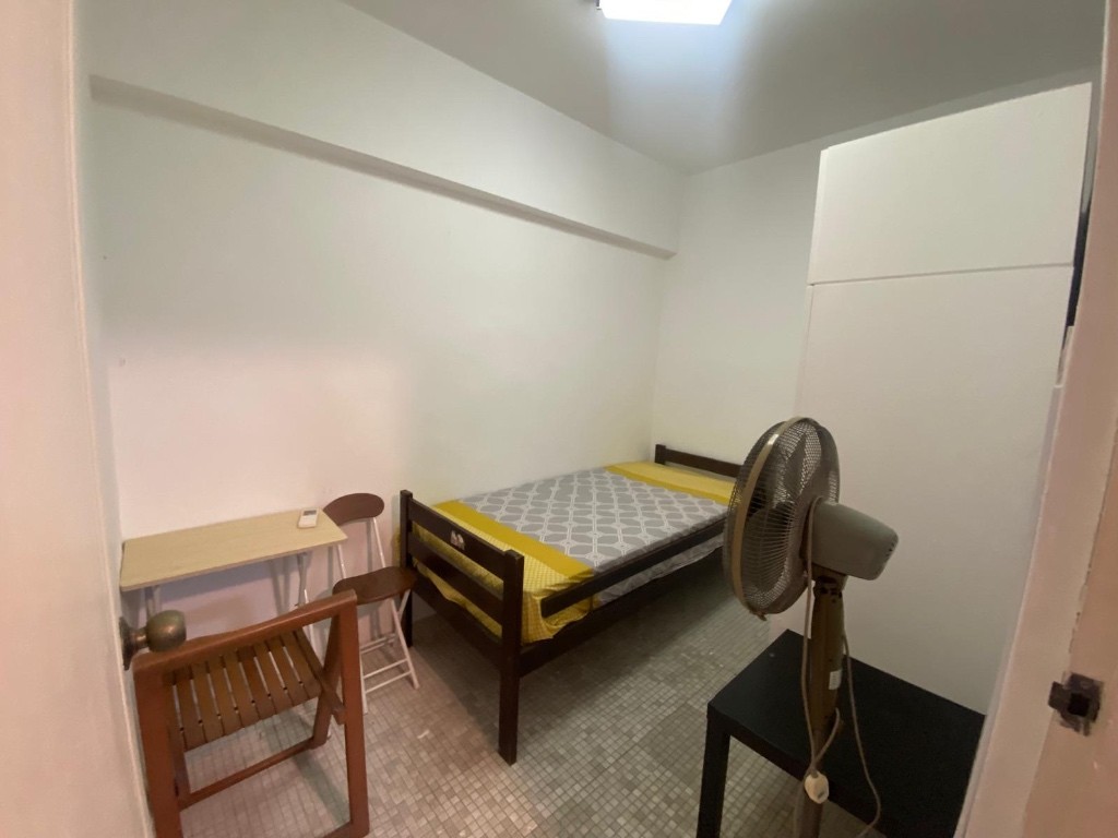 Available﻿ 5 June - Common Room/Include Utilities/Wifi/Aircon/No Agent Fee/Light Cooking Allowed/Washing Machine - Braddell - Bedroom - Homates Singapore