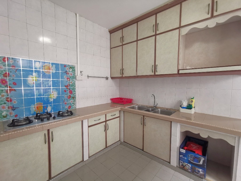 Available﻿ Jul 20 - Common Room/Include Utilities/Wifi/Aircon/No Agent Fee/Light Cooking Allowed/Washing Machine - Toa Payoh 大巴窯 - 整個住家 - Homates 新加坡