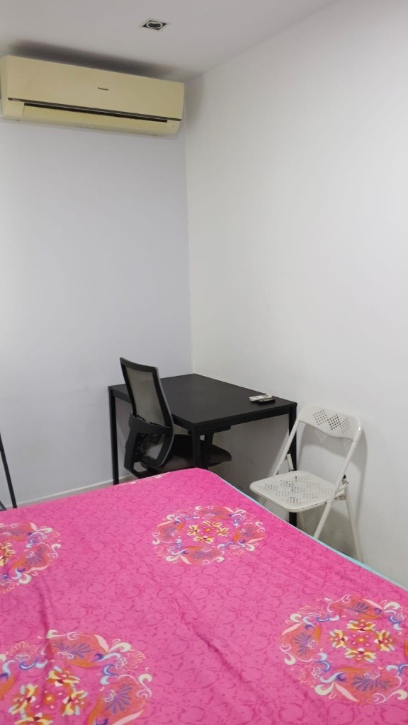 Room for rent / KEMBANGAN / Common room / 1pax stay / Available immediate - Marine Parade - Bedroom - Homates Singapore