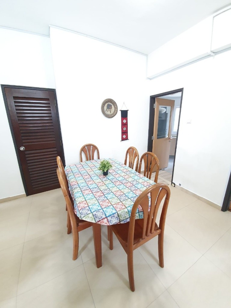 Room for rent / TOA PAYOH / Common room / 1pax stay / Available 7 November - Toa Payoh 大巴窯 - 分租房間 - Homates 新加坡