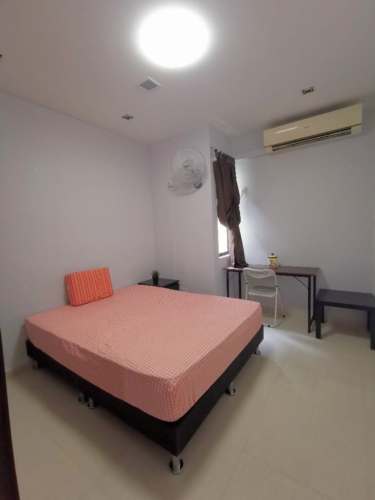 Room for rent / Kembangan MRT / Classic room / 1pax stay / Available Immediately  - Marine Parade 馬林百列 - 分租房間 - Homates 新加坡