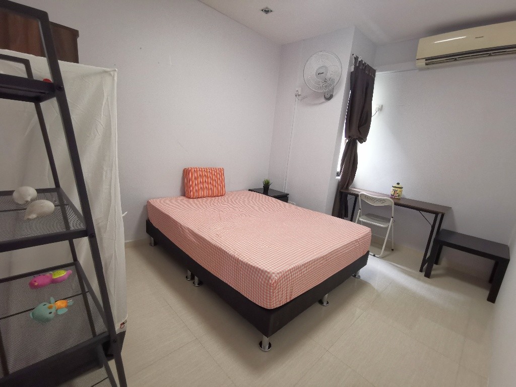 Room for rent / Kembangan MRT / Classic room / 1pax stay / Available Immediately  - Marine Parade 馬林百列 - 分租房間 - Homates 新加坡