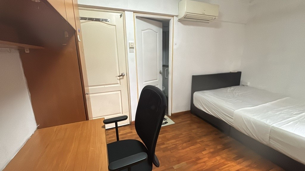Room for rent / CLEMENTI / Common room / 1-2 pax stay / Available NOV 6 - Clementi 金文泰​​ - 分租房間 - Homates 新加坡