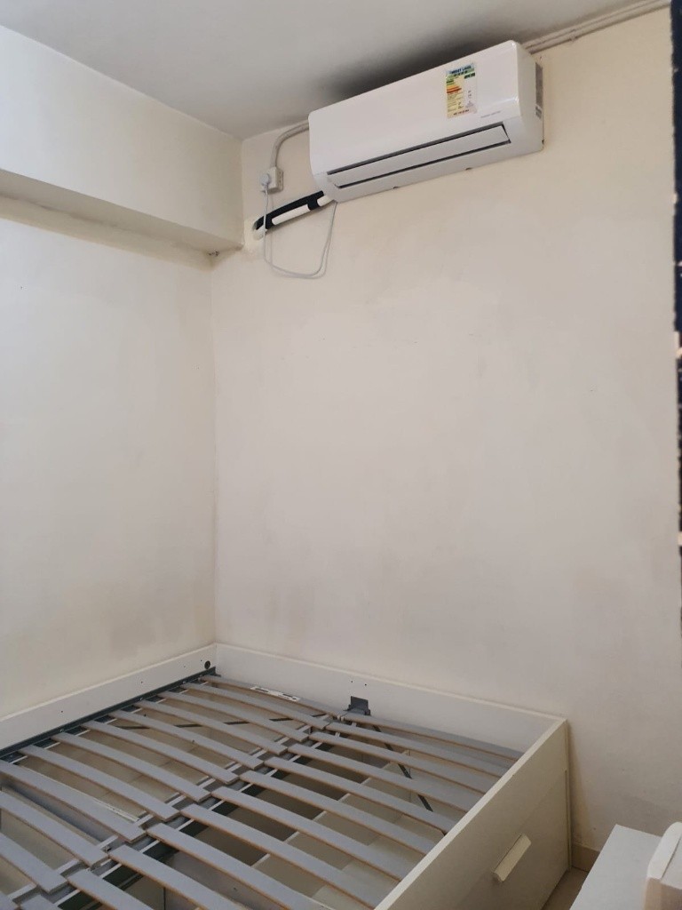 免傭 1分鐘太子港鐵站 唐二樓大2房1廳大平臺 街景 地產勿擾Commission-free. 2-bedroom flat on 2F for rent in Prince Edward low-rise building in Mong Kok. 1 minute MTR.  - 太子 - 住宅 (整間出租) - Homates 香港