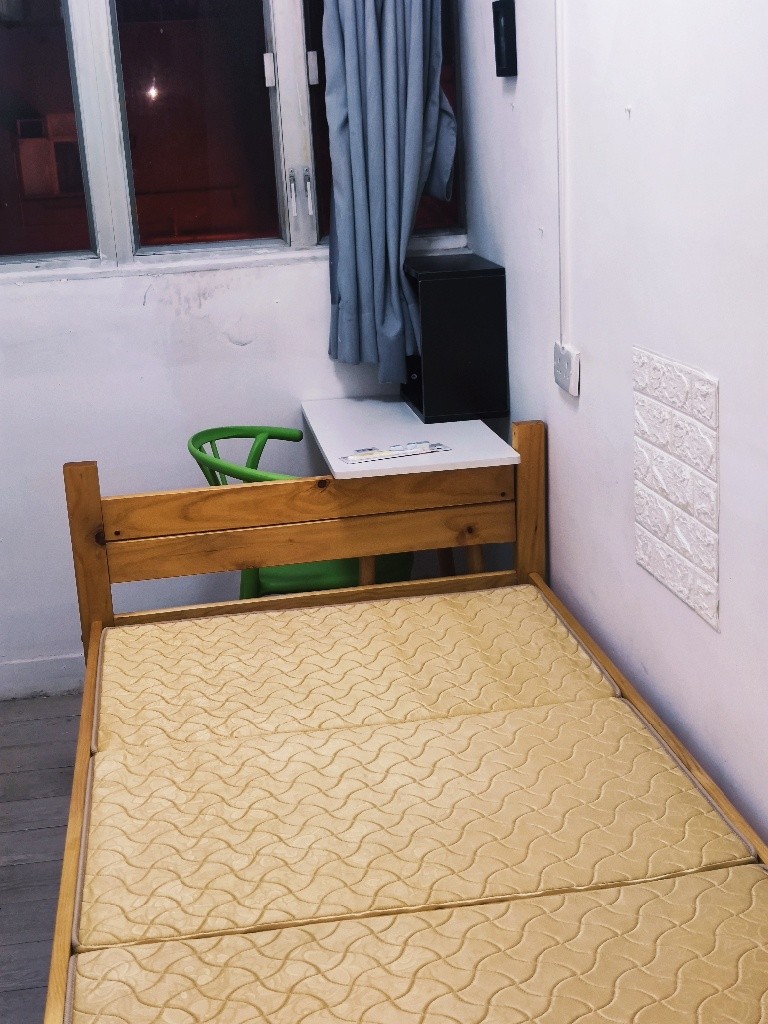 深水埗長樂大廈 Male Coliving Space - Sham Shui Po - Bedroom - Homates Hong Kong