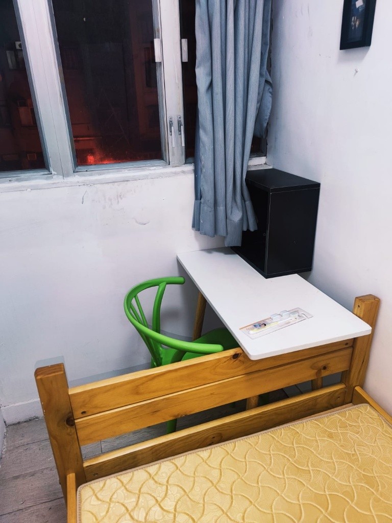 Coliving Space locate at Sham Shui Po for rent- (Male Coliving)-長樂大廈 - 深水埗 - 房间 (合租／分租) - Homates 香港