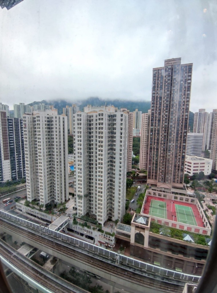 female Coliving馬鞍山中心租期靈活, 可長短租馬鞍山MA ON Shan MTR one min walk - Ma On Shan - Bedroom - Homates Hong Kong