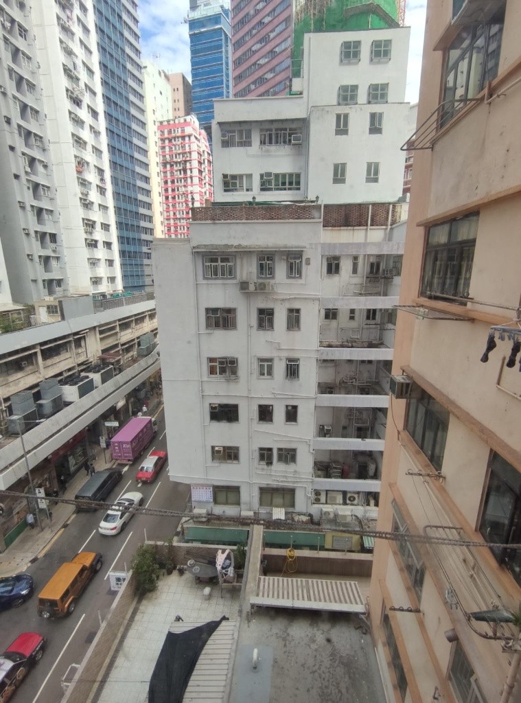 灣仔道177-179號保和大廈 renting powo building  coliving space for rent - Wan Chai - Bedroom - Homates Hong Kong