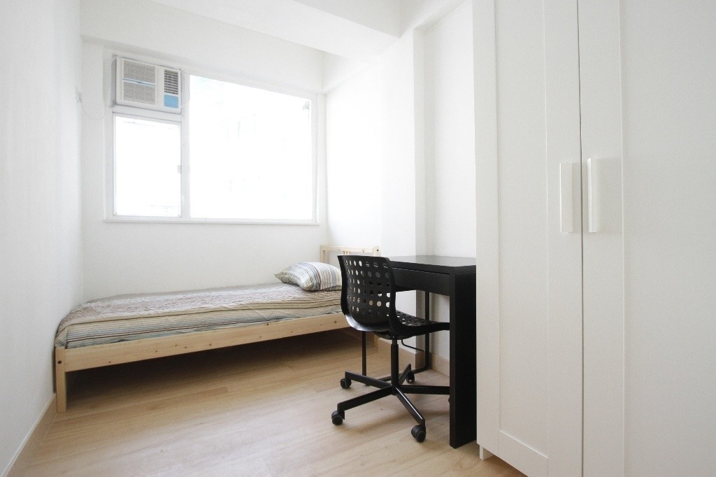 whatsapp 6134 6324 1 Bedroom available in Flatshare $5900 all amenities incuded 2 min walk to Quarry Bay station Cozy and Convenient - 鲗鱼涌 - 住宅 (整间出租) - Homates 香港