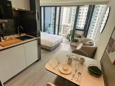 近地铁站！港大高奢服务式公寓，低止10500！ - 港岛区西营盘皇后大道西160号