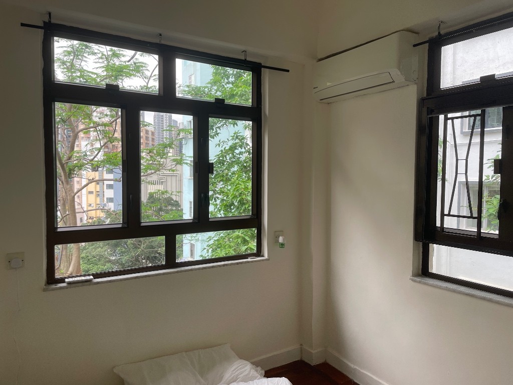 Flat with roof terrace in Sai Ying Pun - Mid Level West - Flat - Homates Hong Kong